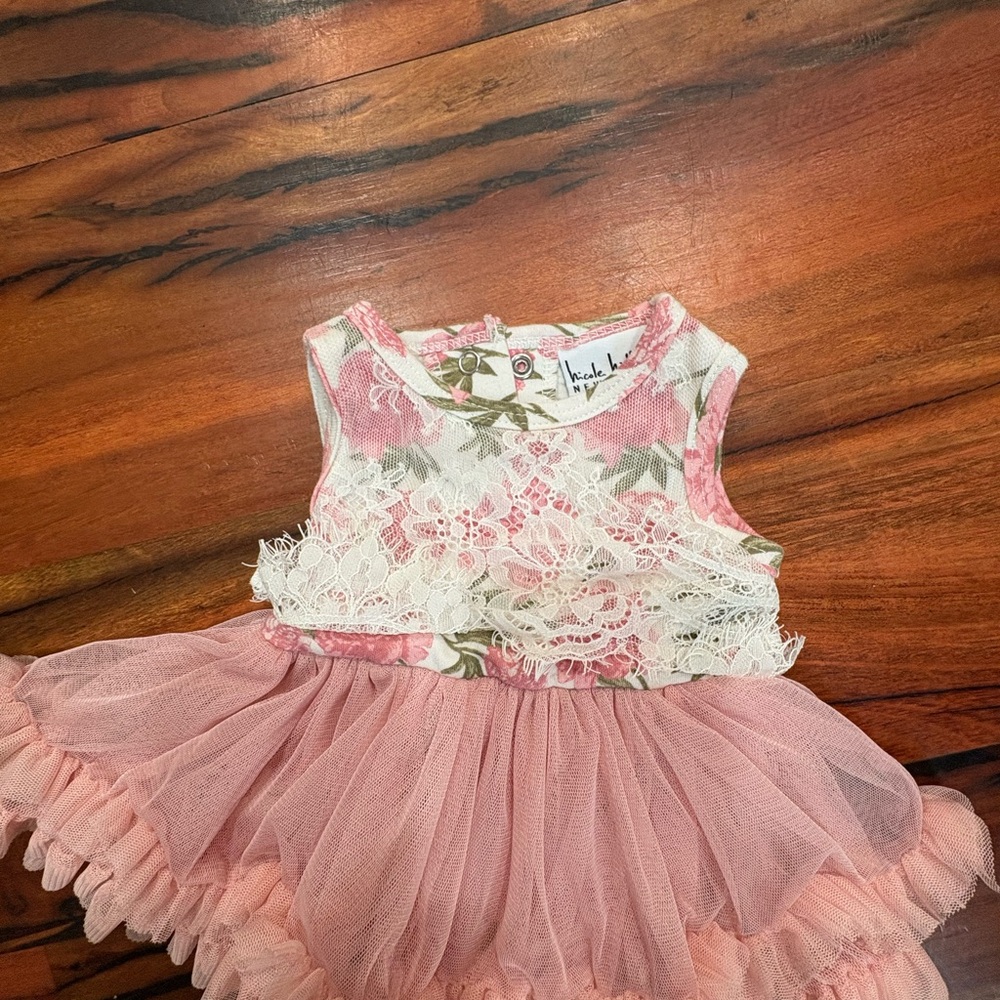 Nicole Miller Pink and White Floral Lace Dress
